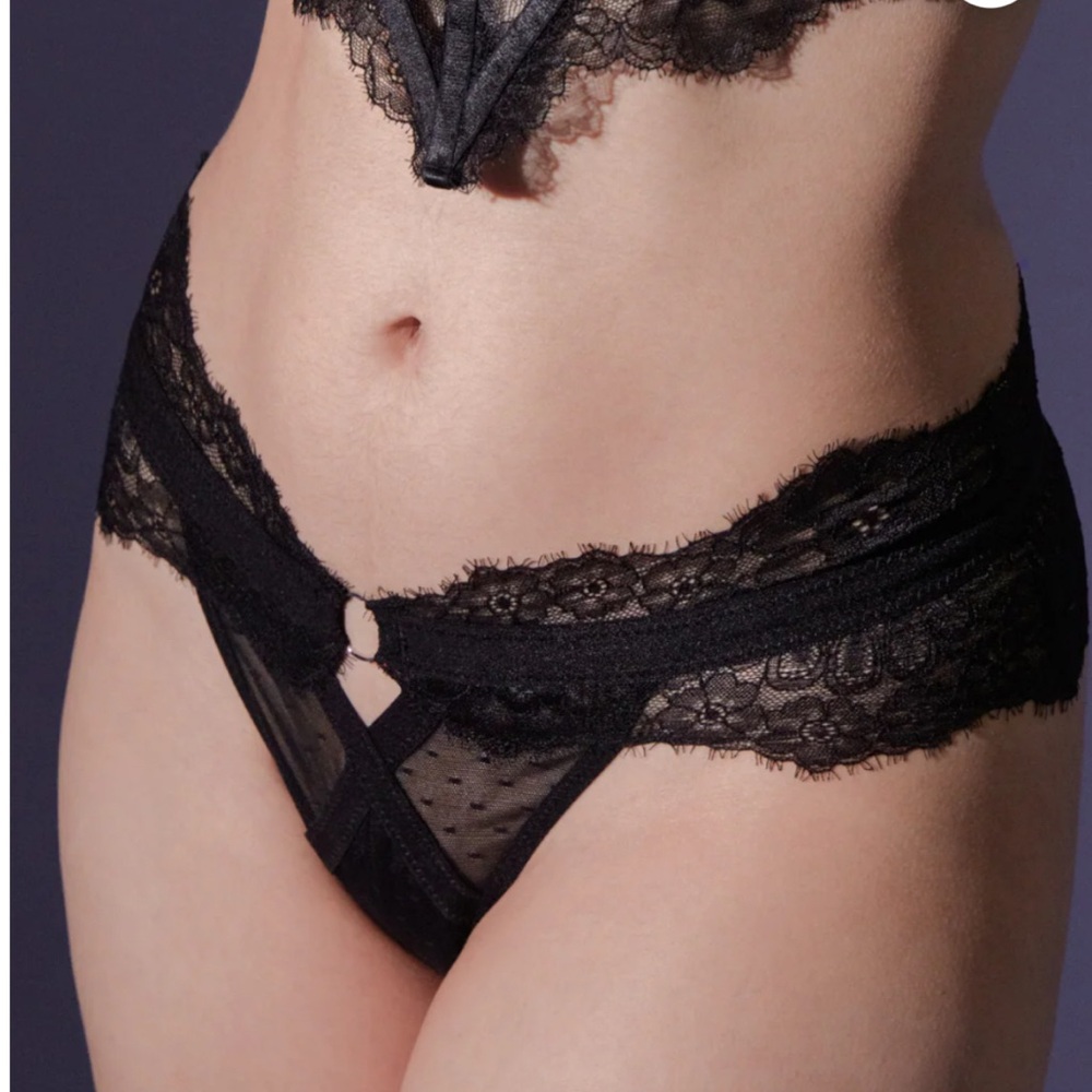 NWT! Thistle & Spire Minna Thong in Black - XL